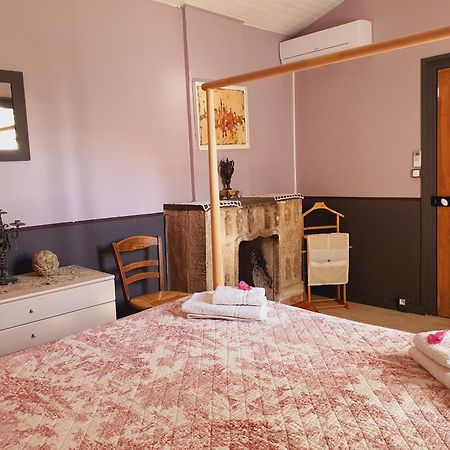 Le Clos Des Pins Claira Cameră foto