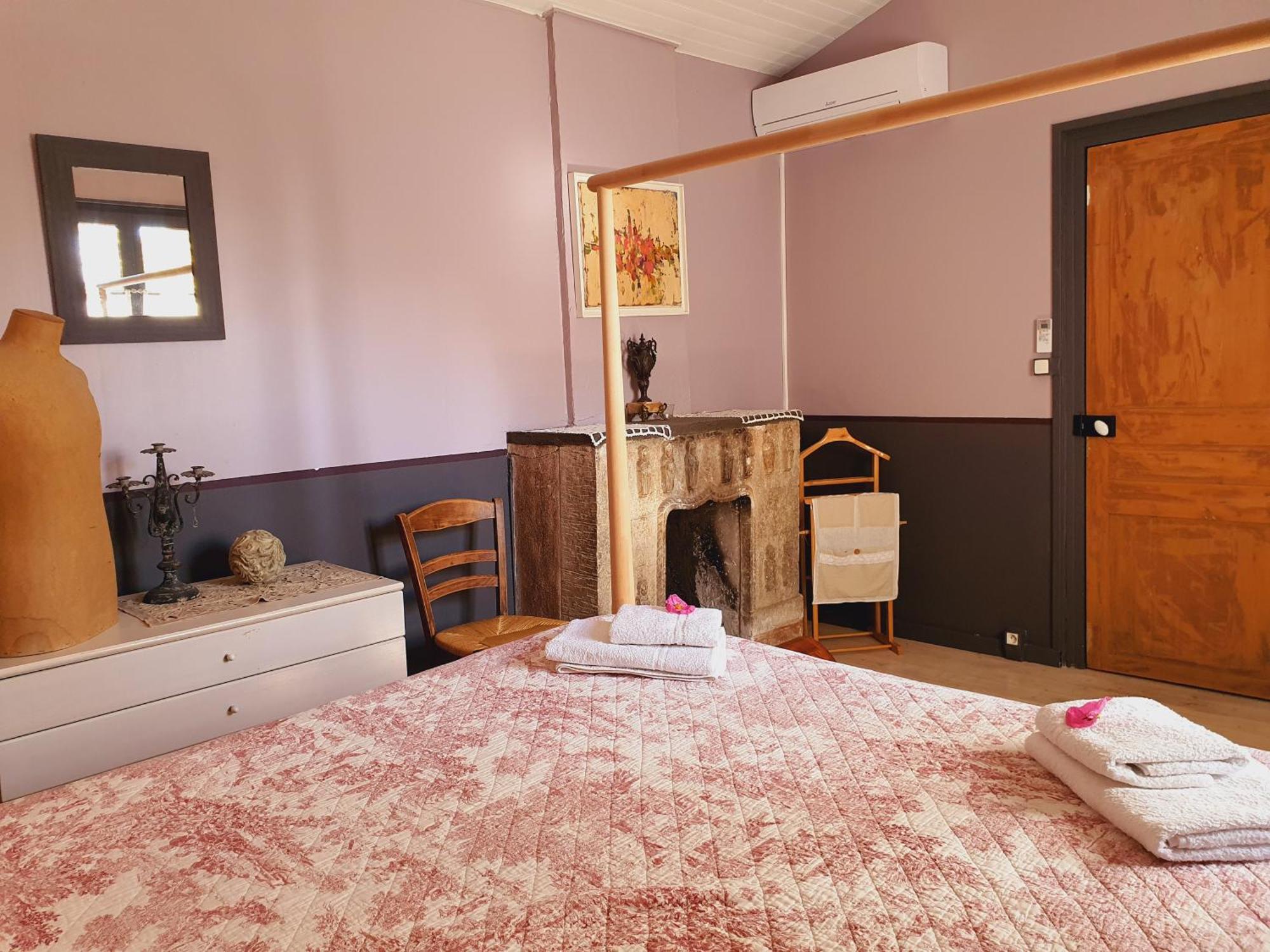 Le Clos Des Pins Claira Cameră foto